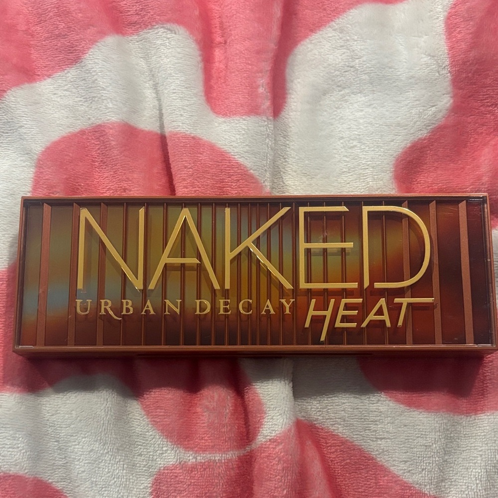 Urban Decay Naked Heat Palette with Warm Hues